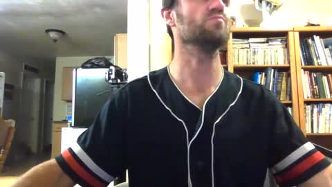 Snapshot of shyguy9387 chatting on January 19, 2025, 4:33 am shyguy9387 online show from January 19, 2025, 4:33 am