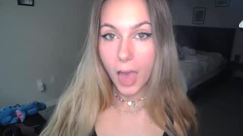 shypetitebaby online show from January 14, 2026, 3:50 pm