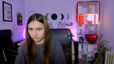 Snapshot of sicilia_shine chatting on February 6, 2026, 7:12 am silicia online show from February 6, 2026, 7:12 am