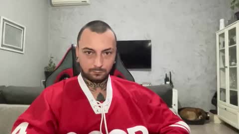 Snapshot of sidvicious23cm chatting on December 4, 2025, 4:27 pm sidvicious23cm online show from December 4, 2025, 4:27 pm