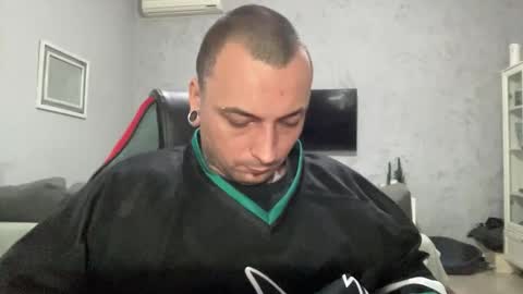 Snapshot of sidvicious23cm chatting on January 14, 2026, 7:30 pm sidvicious23cm online show from January 14, 2026, 7:30 pm