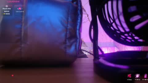 Snapshot of siena_tay chatting on February 13, 2026, 11:50 am Siena online show from February 13, 2026, 11:50 am