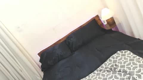 Snapshot of silkypandora chatting on February 21, 2026, 6:09 pm Angela Rose online show from February 21, 2026, 6:09 pm