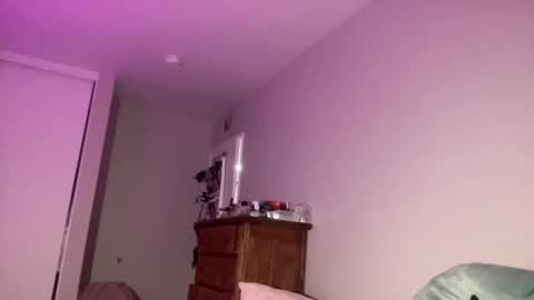 Snapshot of simplysalah chatting on February 20, 2026, 6:26 am simplysalah online show from February 20, 2026, 6:26 am