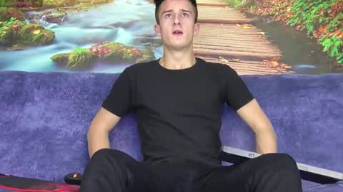 Edy online show from October 27, 2025, 6:01 pm