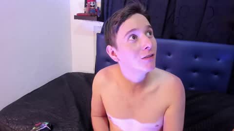 Skarleth and Aaron online show from March 11, 2025, 7:14 pm