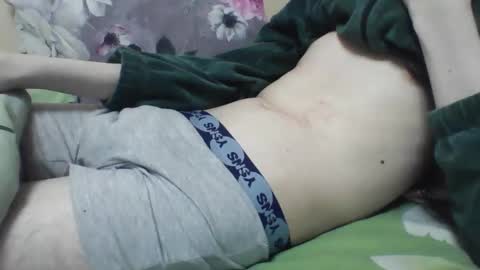 skinnycuteb0y online show from January 20, 2025, 11:24 am