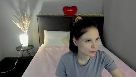 Snapshot of skinyjoy chatting on February 24, 2026, 2:31 am Joys online show from February 24, 2026, 2:31 am