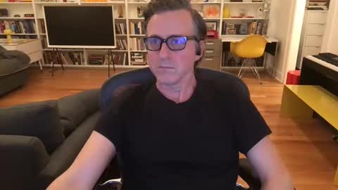 Snapshot of skyline3371 chatting on December 9, 2024, 5:29 am Skyline3371 online show from December 9, 2024, 5:29 am