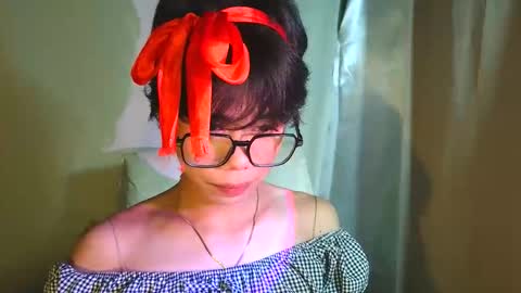 sluttypatotie online show from December 2, 2025, 5:08 pm