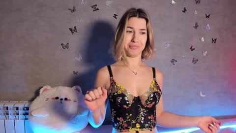 Melani online show from December 29, 2024, 8:26 pm