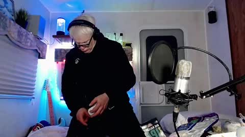 Viiscount  Snarfle Von Snarfenberg online show from March 2, 2025, 8:27 am