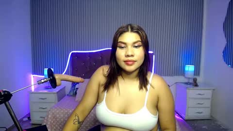 sofi_brunette_ online show from February 24, 2026, 4:54 am