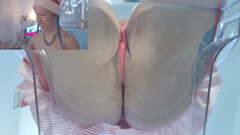 Snapshot of sofi_mora chatting on December 25, 2024, 5:05 pm Sofi Mora online show from December 25, 2024, 5:05 pm