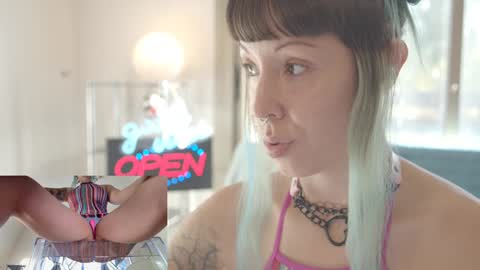 Snapshot of sofi_mora chatting on January 28, 2025, 3:57 pm Sofi Mora online show from January 28, 2025, 3:57 pm