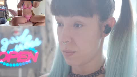 Snapshot of sofi_mora chatting on September 29, 2025, 2:00 pm Sofi Mora online show from September 29, 2025, 2:00 pm