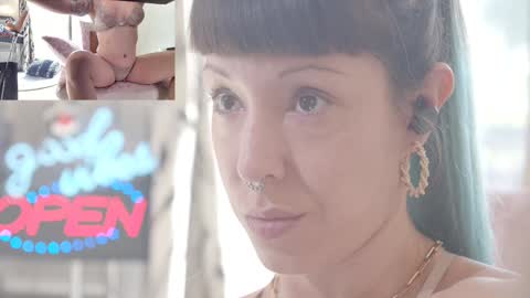 Snapshot of sofi_mora chatting on October 6, 2025, 2:25 pm Sofi Mora online show from October 6, 2025, 2:25 pm