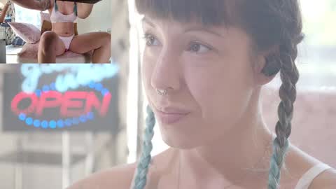 Snapshot of sofi_mora chatting on October 9, 2025, 2:59 pm Sofi Mora online show from October 9, 2025, 2:59 pm