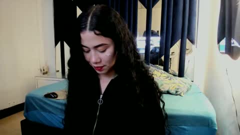 Snapshot of sofia1candyht chatting on December 22, 2024, 4:39 am SOFIA online show from December 22, 2024, 4:39 am