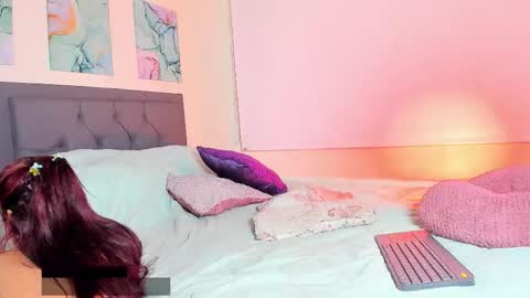 Snapshot of sofia__lujan chatting on February 2, 2026, 10:25 am call me L U online show from February 2, 2026, 10:25 am