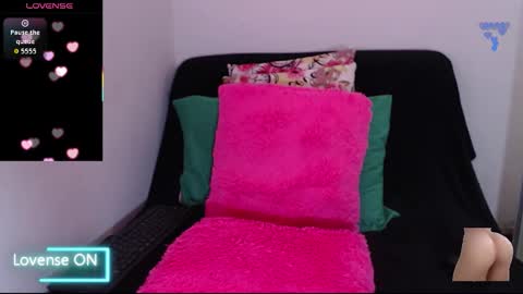 Snapshot of sofia__whitee chatting on February 21, 2026, 6:36 am sofia whitee online show from February 21, 2026, 6:36 am