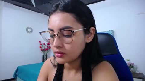 Snapshot of sofiaasexy19 chatting on February 4, 2026, 11:05 am Sofia online show from February 4, 2026, 11:05 am