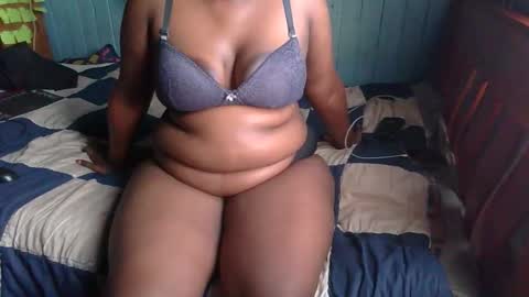 Snapshot of sollybunny chatting on February 2, 2026, 3:00 pm Solly bunny online show from February 2, 2026, 3:00 pm