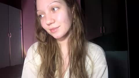 Snapshot of songarreola chatting on February 1, 2026, 6:17 pm Emily online show from February 1, 2026, 6:17 pm