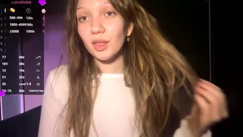 Snapshot of songarreola chatting on February 14, 2026, 3:31 pm Emily online show from February 14, 2026, 3:31 pm