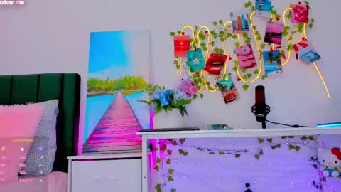 Snapshot of sooofffiyyaaa chatting on February 18, 2025, 6:58 pm Sofi online show from February 18, 2025, 6:58 pm