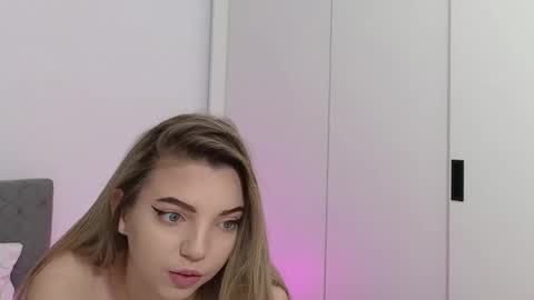 SophieWild online show from February 4, 2026, 5:35 am