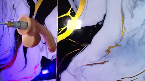 Snapshot of sophiie18__ chatting on February 24, 2026, 12:14 pm sofi online show from February 24, 2026, 12:14 pm