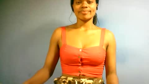 Snapshot of sourayaa chatting on February 19, 2026, 7:32 pm sourayaa online show from February 19, 2026, 7:32 pm