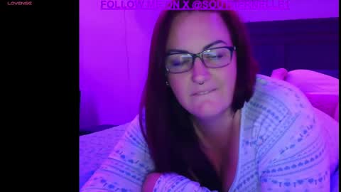 Snapshot of southernelle1 chatting on September 30, 2025, 12:59 am SouthernElle online show from September 30, 2025, 12:59 am