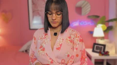 Snapshot of soysaraa_ chatting on February 26, 2026, 5:50 am Aleja online show from February 26, 2026, 5:50 am