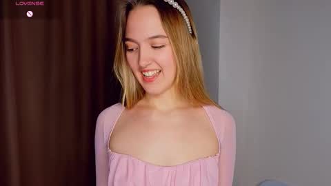 Snapshot of sparkusha chatting on February 10, 2026, 7:40 pm Mary online show from February 10, 2026, 7:40 pm