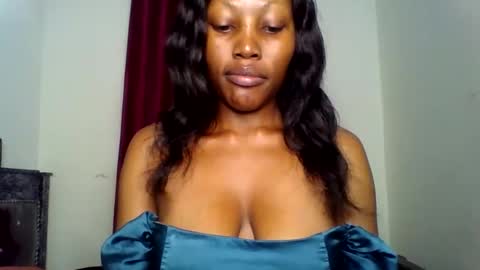 specialebonie online show from December 22, 2025, 5:59 am