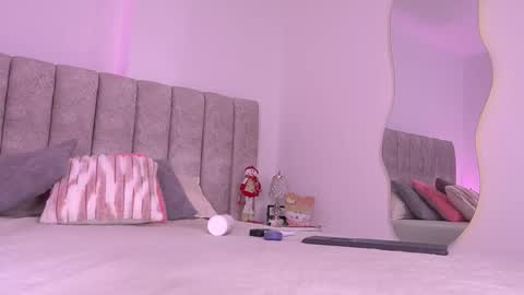 samantha online show from December 13, 2025, 7:53 pm