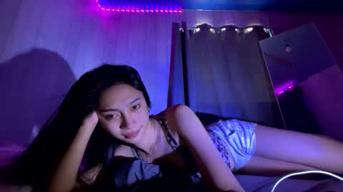 stacey_cravings online show from February 4, 2026, 3:23 am