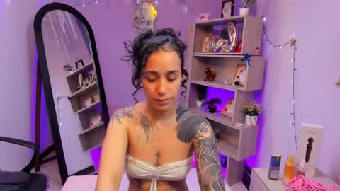 Stacey lee online show from February 21, 2026, 8:21 pm