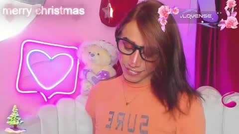  estrellita online show from December 18, 2024, 4:20 am