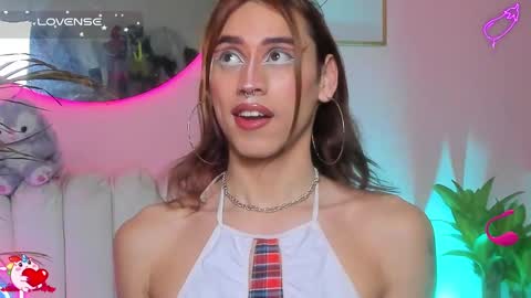  estrellita online show from February 7, 2025, 5:07 pm