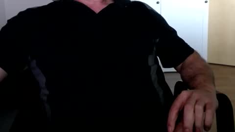 Snapshot of stefan2580 chatting on February 7, 2026, 1:48 pm Stefan online show from February 7, 2026, 1:48 pm