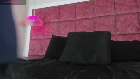 Snapshot of steffanxxll chatting on March 4, 2026, 9:43 pm ---steffan--- online show from March 4, 2026, 9:43 pm