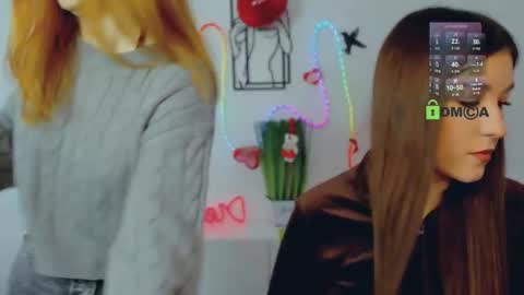 Snapshot of stella_flower chatting on February 16, 2026, 12:23 pm stella_flower online show from February 16, 2026, 12:23 pm