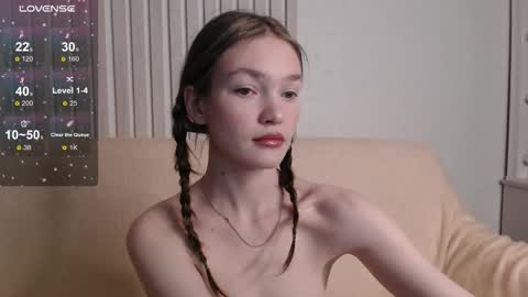 stellapayne online show from November 25, 2025, 3:12 pm