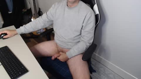 Snapshot of steve_oo8 chatting on November 3, 2025, 12:17 pm steve_oo8 online show from November 3, 2025, 12:17 pm