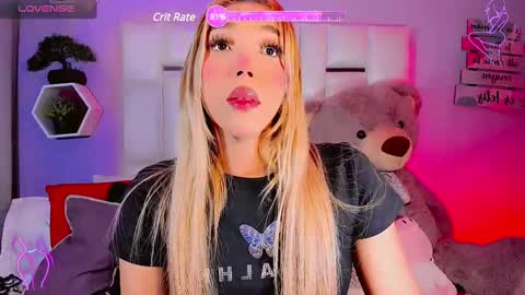 Steisee Reyes online show from February 9, 2025, 9:28 pm