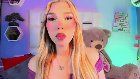 Steisee Reyes online show from October 8, 2025, 8:01 am