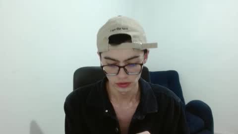 Snapshot of stiv_grant chatting on February 6, 2026, 12:08 pm stiv_grant online show from February 6, 2026, 12:08 pm